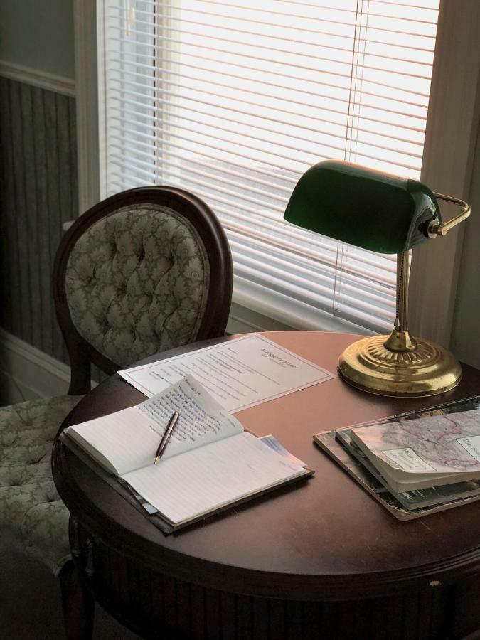 セント・ジョン マホガニー マナー ベッド＆ブレックファースト Bed & Breakfast エクステリア 写真