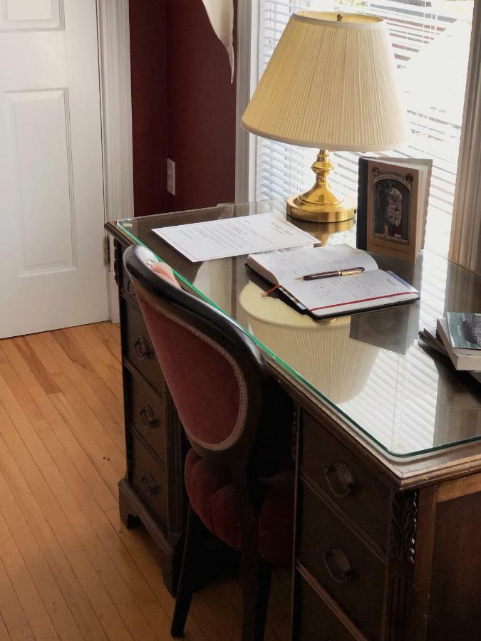 セント・ジョン マホガニー マナー ベッド＆ブレックファースト Bed & Breakfast エクステリア 写真