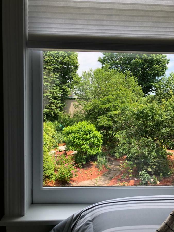セント・ジョン マホガニー マナー ベッド＆ブレックファースト Bed & Breakfast エクステリア 写真